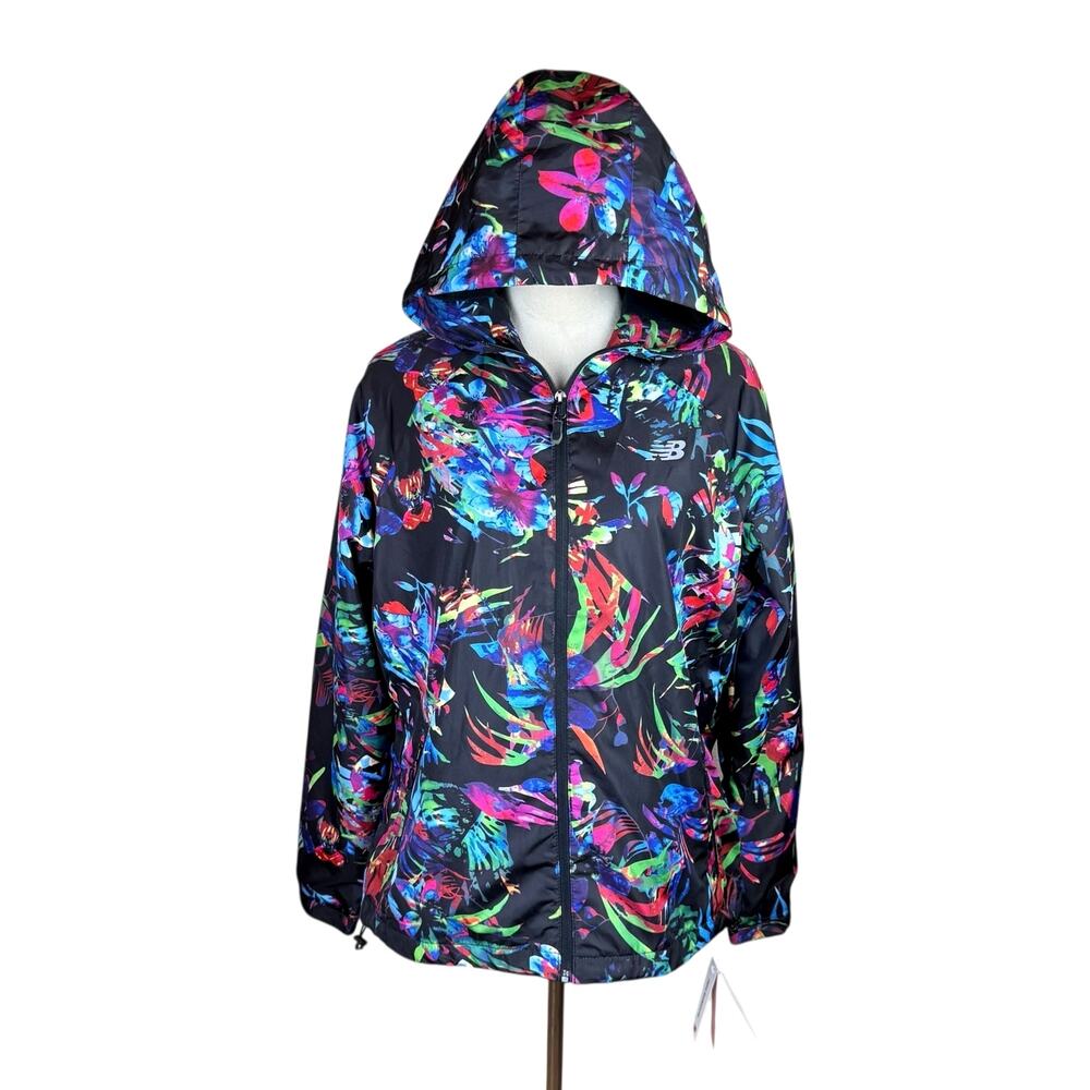 New Balance NWT Women's Bright Colorful Botanical Palm Hooded Windbreaker Jacket